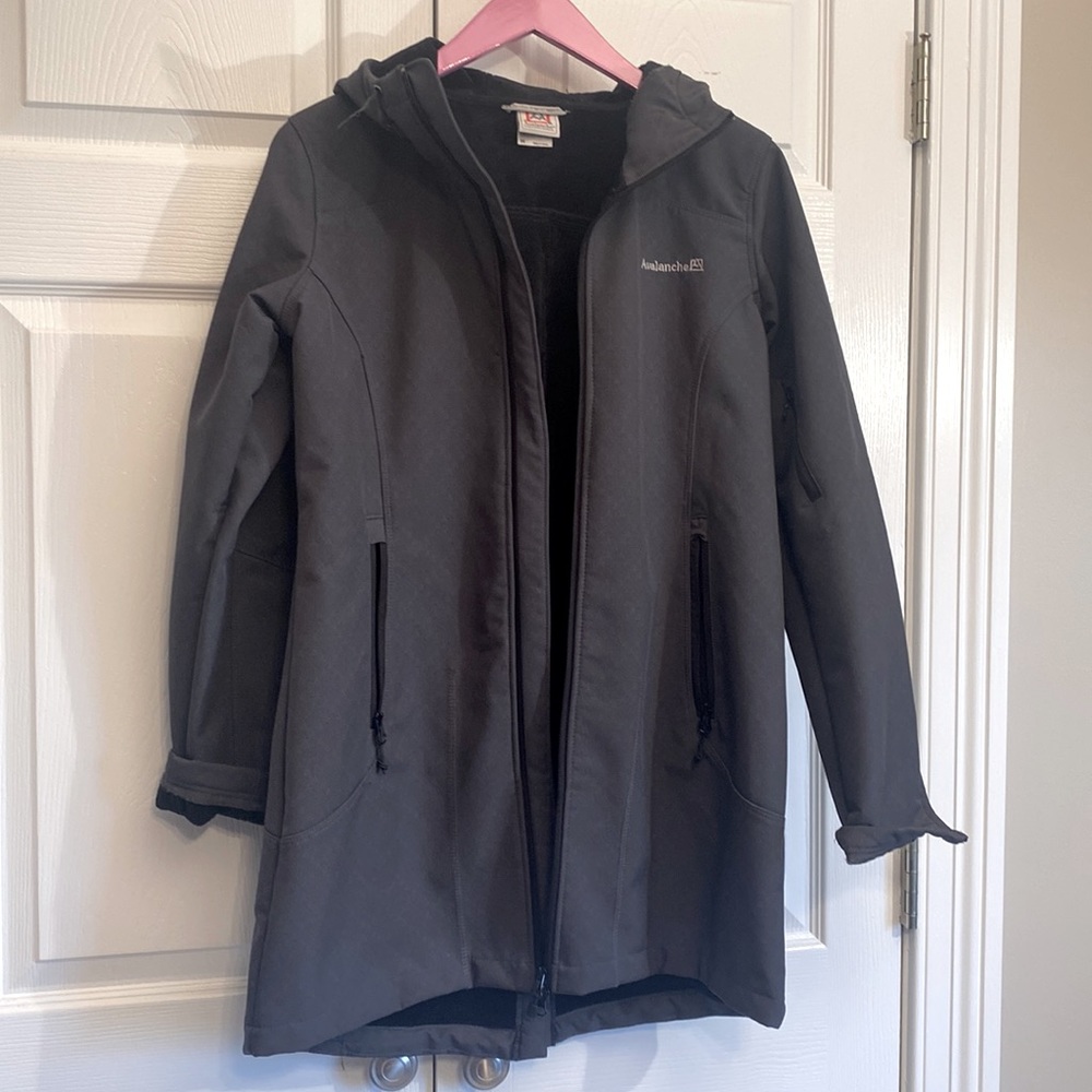 AVALANCHE Outdoor Inspired Apparel Women’s hooded jacket Size M